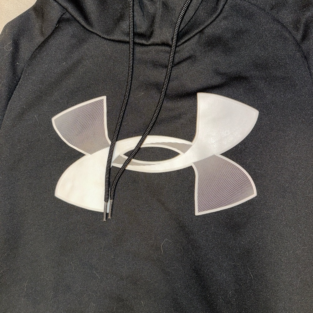 Women’s/ Junior’s SM . Small Under Armour Black Hoodie
